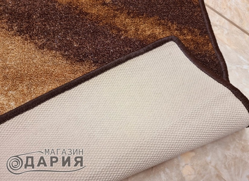 Мокетен килим 87 brown